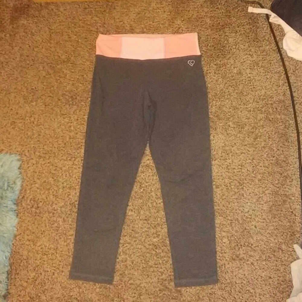 Juniors M Aeropostale Capri leggings